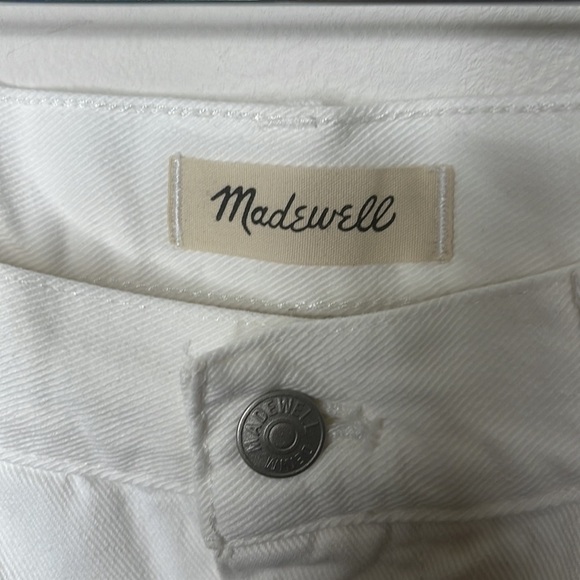 Madewell Relaxed Denim Shorts in Tile White - Picture 4 of 5